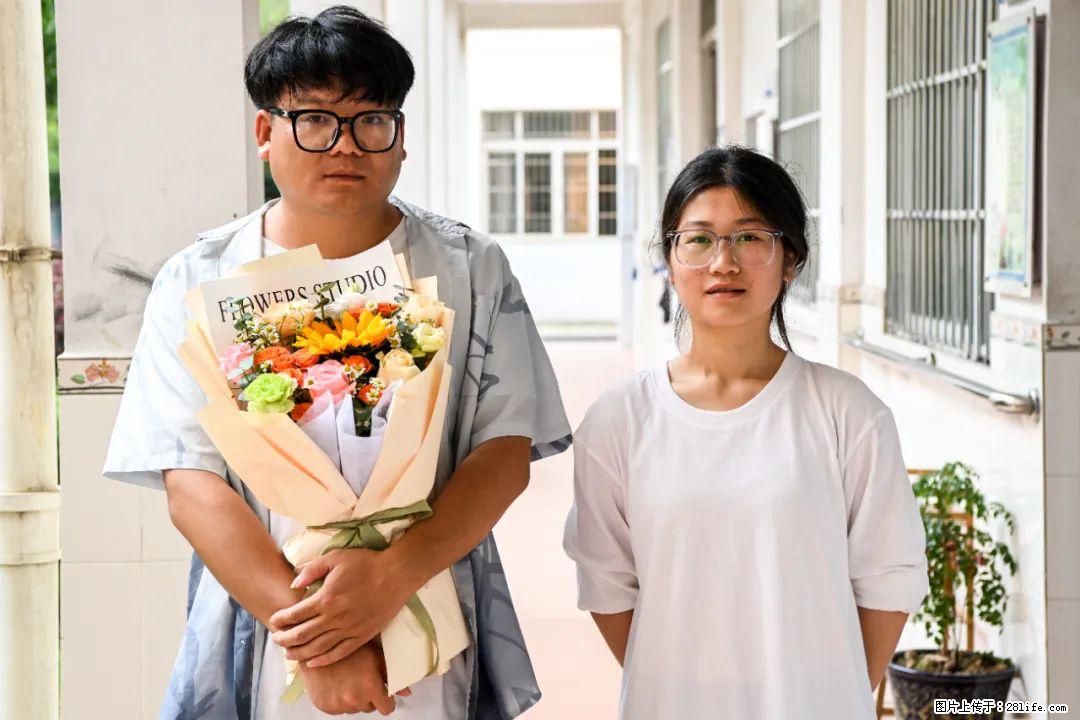 全网追的“扁担女孩”，找了一份暑假工，时薪12元 - 蚌埠生活资讯 - 蚌埠28生活网 bengbu.28life.com